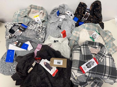 Lot 1702 - Approx. 10 ladies cardigans/jackets to include...