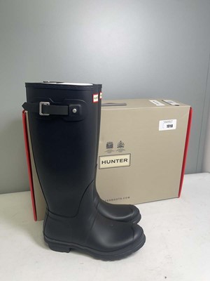 Lot 1910 - Hunter UK7 original tall wellington boots in...