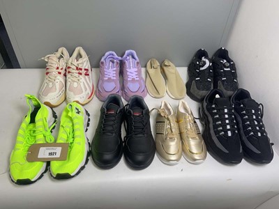 Lot 1921 - 8x Pairs of trainers to include New Balance,...
