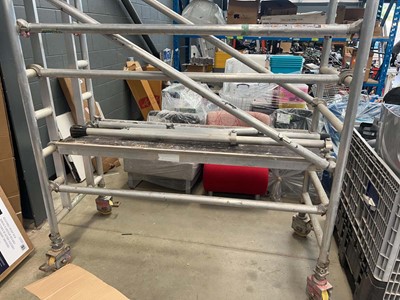 Lot 4650 - 4 wheel 2 tier aluminium scaffold tower approx....