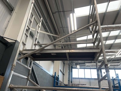 Lot 4650 - 4 wheel 2 tier aluminium scaffold tower approx....