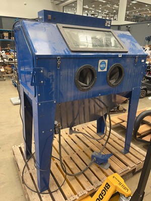 Lot 4678 - Mattis sand blaster 240v