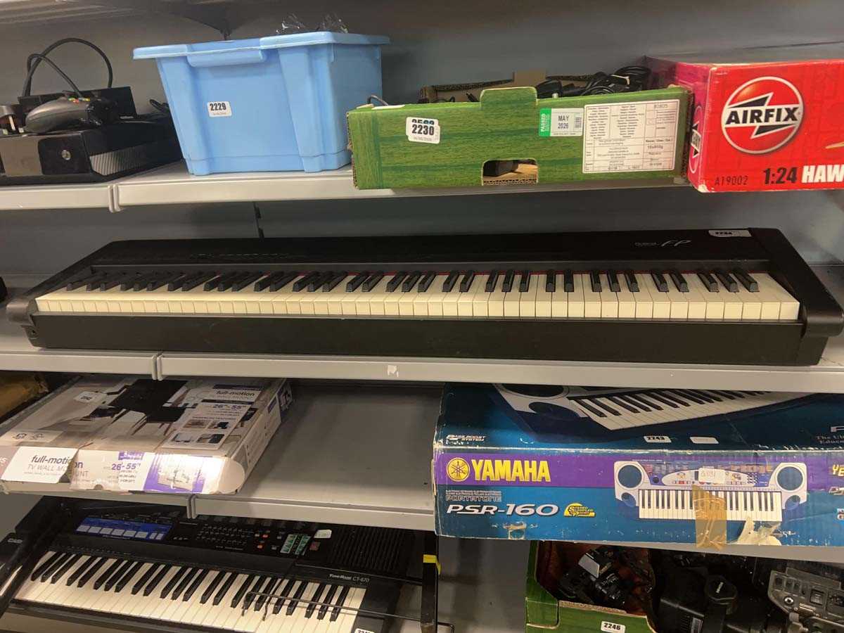 Lot 2234 - Roland FP1 digital piano