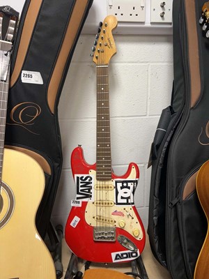 Lot 2266 - Squier mini 6 string electric guitar with 1...