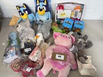 Lot 1850 - Selection of soft toys to include Bluey,...