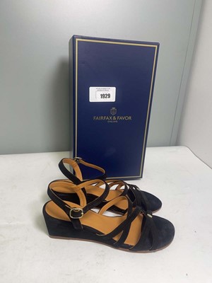 Lot 1929 - Fairfax & Favor UK7 st ives wedge sandals in...