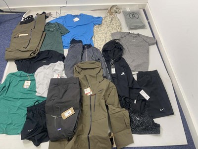 Lot 1957 - Sportswear to include Patagonia, Nike, On...