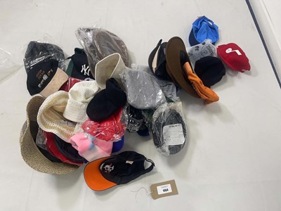 Lot 1964 - Various hats