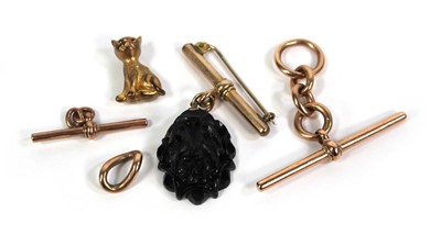 Lot 767 - Two 9ct rose gold t-bars, a 9ct chain link, a...