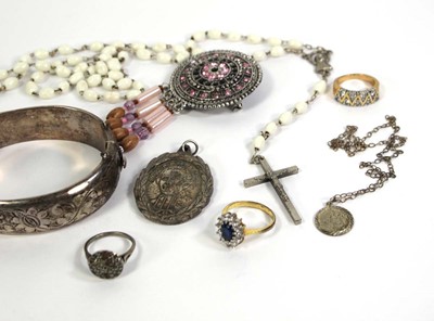 Lot 784 - A group of jewellery comprising a silver...