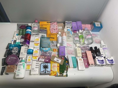 Lot 1974 - Mixed branded skincare products