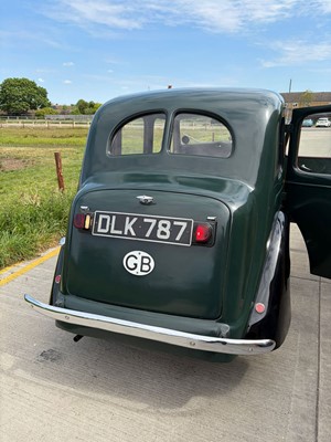 Lot Austin Cambridge saloon in green, 1141cc...