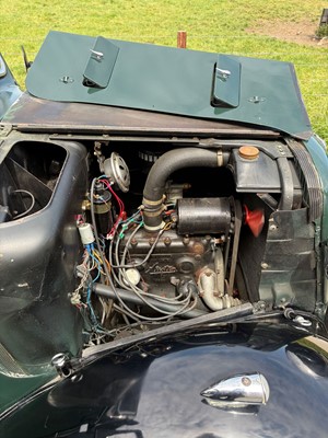 Lot Austin Cambridge saloon in green, 1141cc...