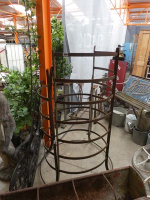 Lot Wrought iron tree guard