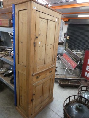 Lot Pine 2 door single drawer pantry cupboard