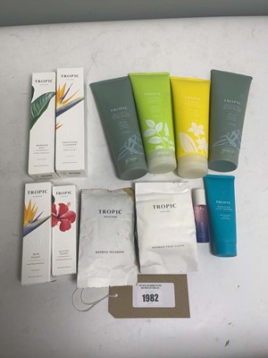 Lot 1982 - Tropic cosmetics