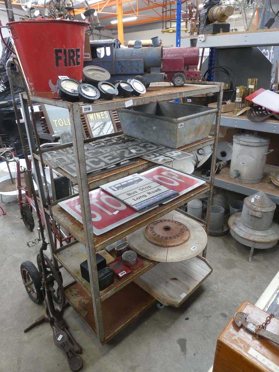 Lot Industrial 5 tier mobile rack