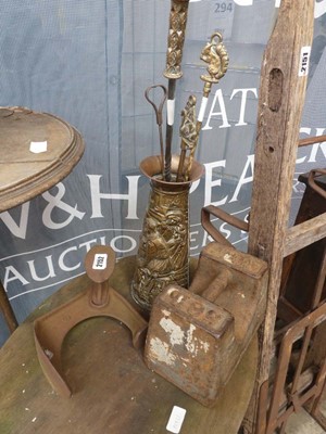 Lot 56lb Avery weight with cobbler's last and 3...