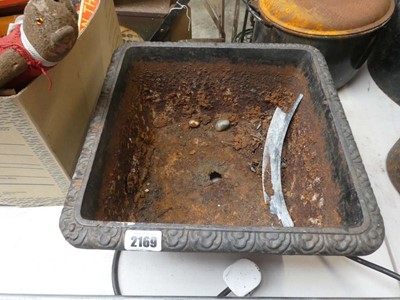 Lot Decorative cast iron pot