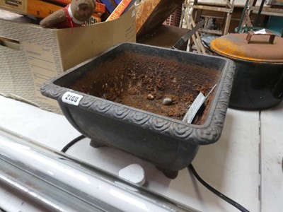 Lot Decorative cast iron pot