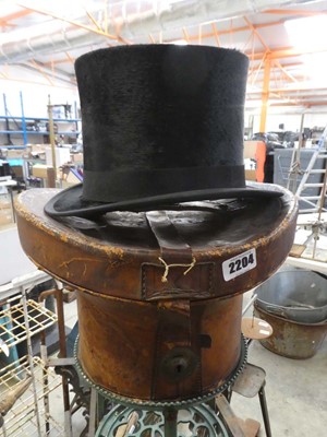 Lot Grand Prix Turin 1911 top hat by W. W. Seward,...