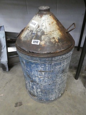 Lot Large meal twin handled oil can with brass topper