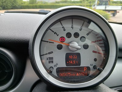 Lot (GL59 TTV) 2009 Mini One Auto 3-door hatchback...