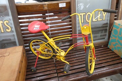 Lot 2239 - Childs vintage bike by Mobo