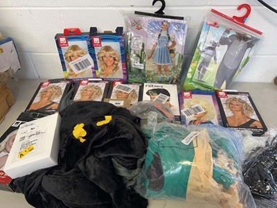 Lot 1844 - Selection of adult fancy dress outfits, wigs,...