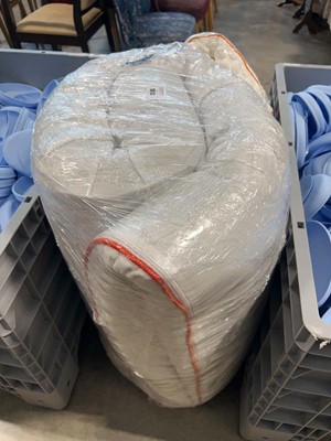 Lot 1610 - Memory foam mattress topper