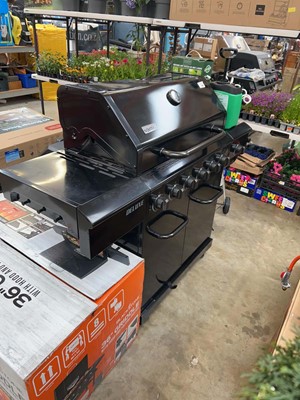 Lot 2605 - Nexgrill Deluxe 7 burner gas BBQ with cover