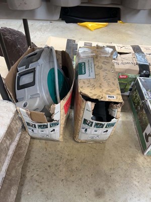 Lot 2623 - 2 boxed 25m retractable garden hoses