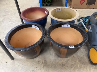 Lot 2628 - 4 large glazed ceramic garden pots