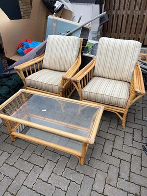 Lot 2643 - Cane 3 piece conservatory suite comprising 2...