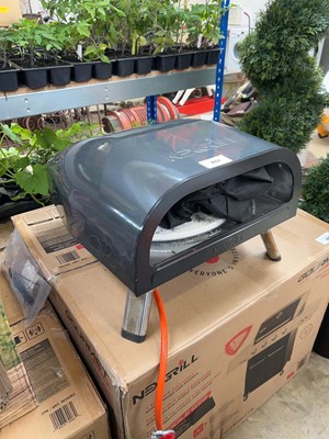 Lot 2651 - Nexgrill gas operated tabletop pizza oven