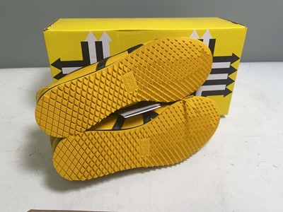 Lot 3963 - Onitsuka Tiger UK5.5 mexico 66 trainers in...
