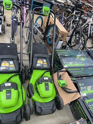Lot 2685 - Greenworks 48V brushless lawnmower with...