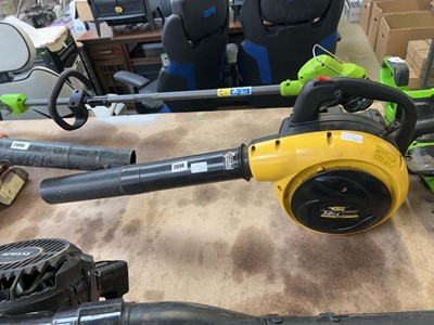 Lot 2696 - Talon 32cc petrol blower