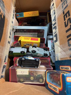 Lot 1665 - Box of various boxed and play worn diecast