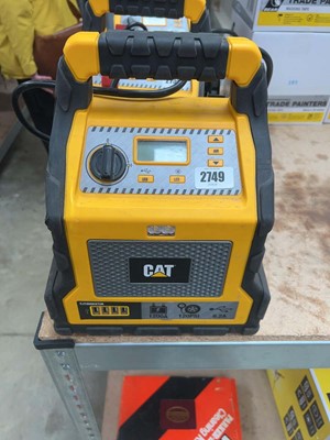 Lot 2749 - CAT car jump start professional power station