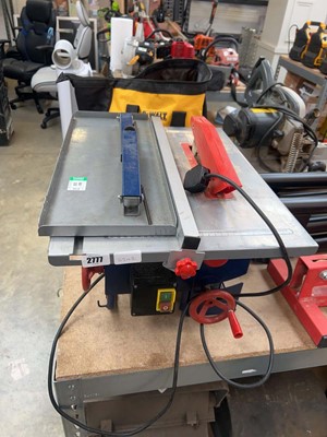 Lot 2777 - 240V electric tile saw