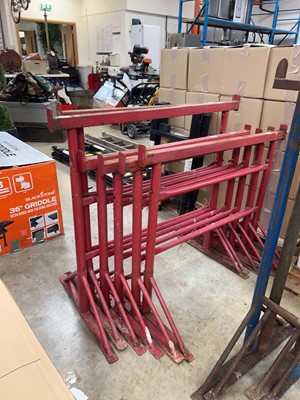 Lot 2791 - 6 red metal builder's trestles