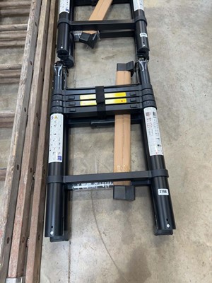 Lot 2798 - Durhand multi-purpose telescopic ladder