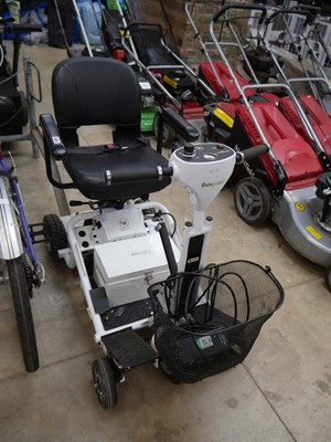 Lot 2975 - Quingo Air 2 four wheel battery mobility...