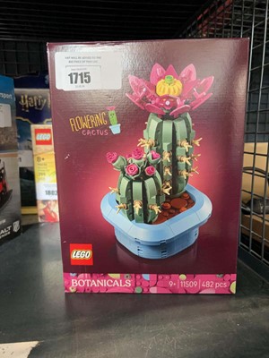 Lot 1715 - Lego Botanicals 11509 flowering cactus (sealed...