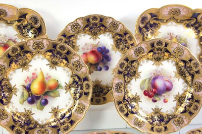 Lot 208 - An early 20th century Royal Worcester part...