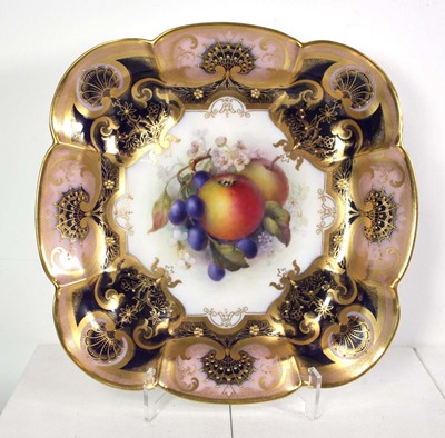 Lot 208 - An early 20th century Royal Worcester part...