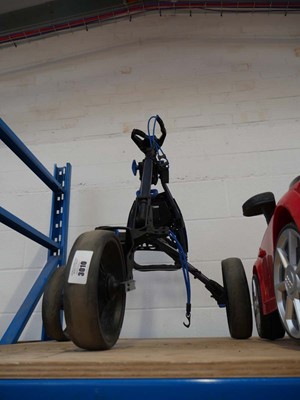 Lot 3010 - Eze Glide 3 wheel compact golf trolley in...