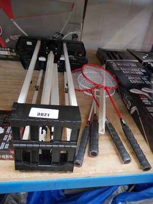 Lot 3021 - Unboxed Penn badminton set