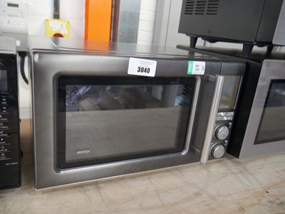 Lot 3040 - Sage Combiwave in black